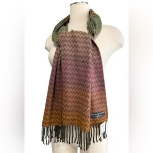 Softer Than Cashmere by D&Y Scarf Zig-Zag /Chevron Design - New w/Tag